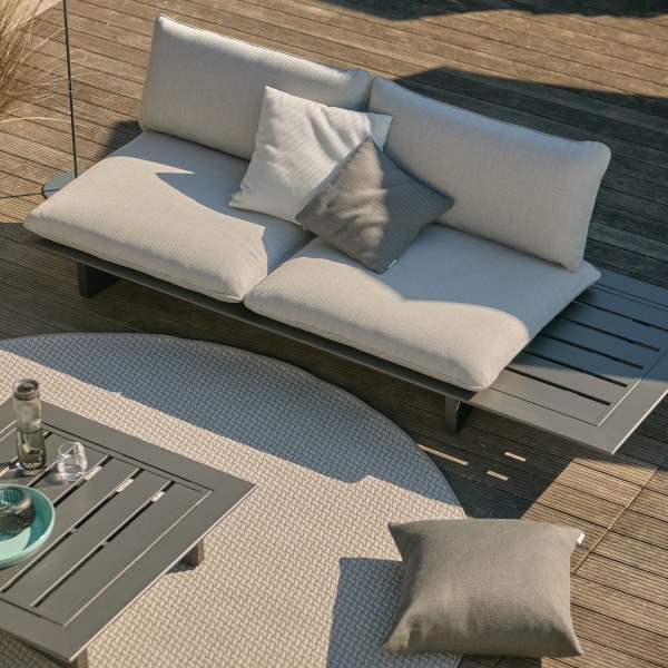 Arbon Modul-Lounge von JATI & KEBON