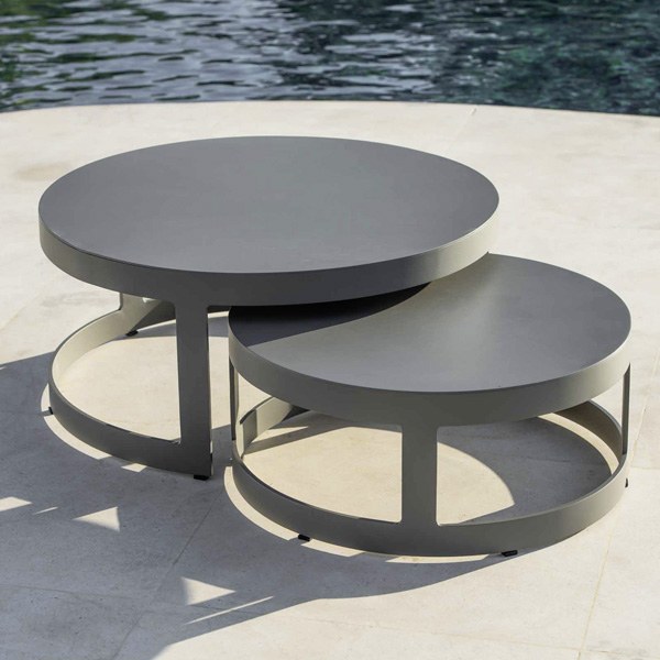 Burford Coffeetable von JATI & KEBON
