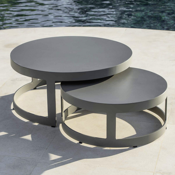 Burford Coffeetable von JATI & KEBON