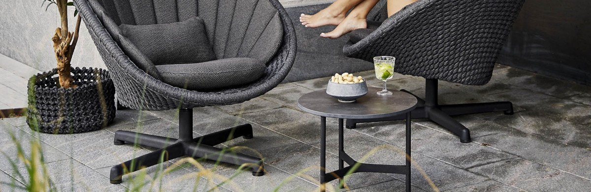 Peacock Loungesessel drehbar von Cane-line