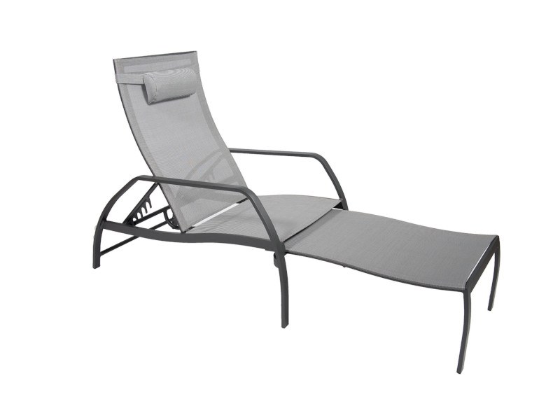 Vedia Deckchair von JATI & KEBON